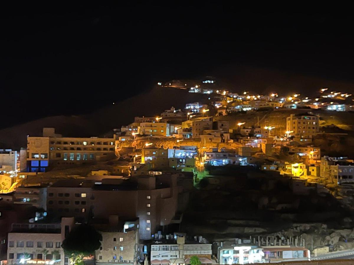ワディ・ムーサPetra Luxurious View Houseアパートメント エクステリア 写真